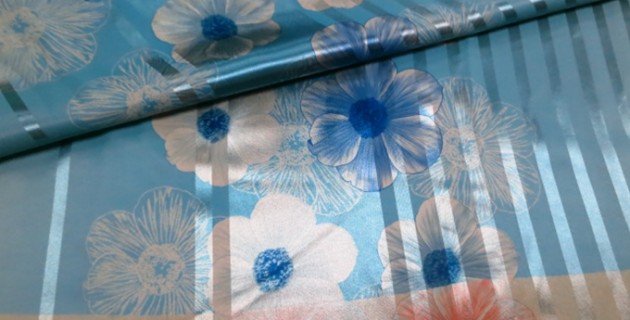 big flower printed curtain designs